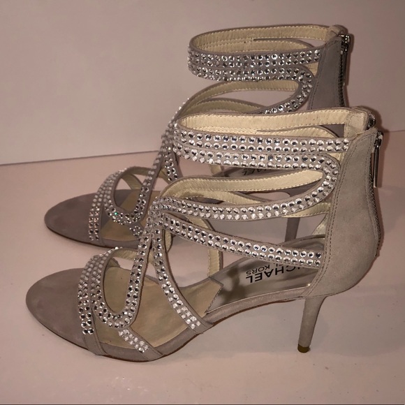 Michael Kors gray Heels - Picture 4 of 4